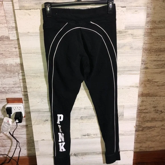 Pink Victoria’s Secret leggings yoga style pants size small black and white - Picture 4 of 5